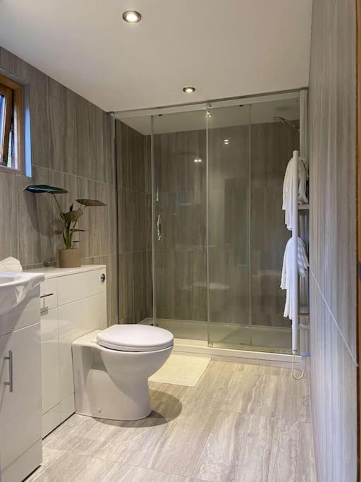 Cosy 1 Bedroom Country Lodge With Free Parking Watlington  외부 사진